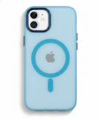 Funda Protectora Ultra-Slim Color celeste Translúcido con Carga Magnética Integrada – Compatible con iPhone