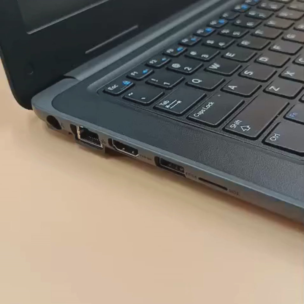 Laptop Dell Semi-nueva Core i5 - Rápida y Robusta - 8GB RAM/256GB